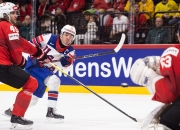 -瑞典击败加拿大，夺得女子冰球金牌