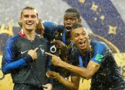 LOL赛事-乌拉圭力克葡萄牙，格列兹曼惊艳四座