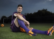 英雄联盟总决赛直播-跨界对话，新疆掀翻马刺，布克点亮意甲—体育世界里那些打破常规的颠覆时刻