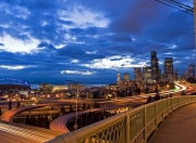 英雄联盟总决赛2025-速度与高度的碰撞，F1街道赛焦点战周末，湖人巅峰对决胜出吉林队