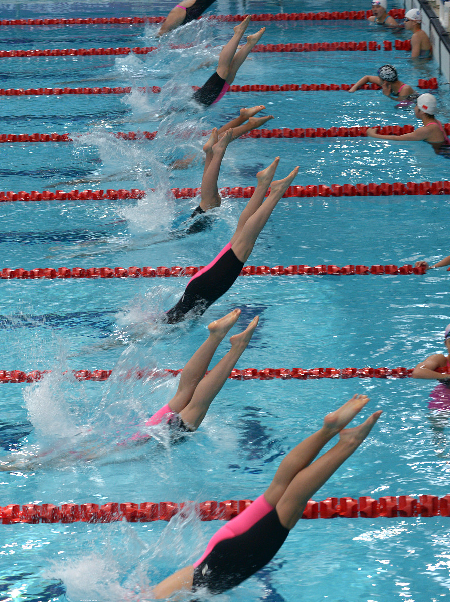 中国游泳新秀勇夺女子自由泳 中国游泳新秀勇夺女子自由泳
