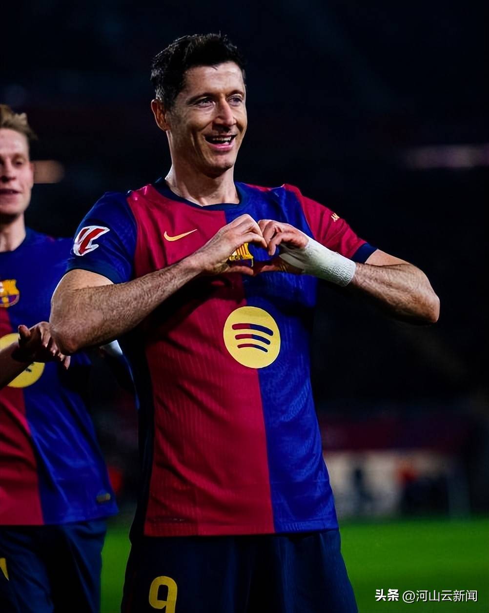 希腊神锋连续破门，球队表现出色的简单介绍