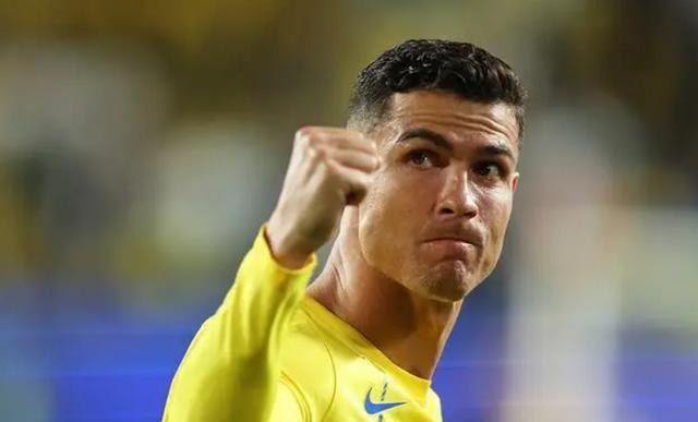 包含汉堡球员拼尽全力,不畏艰难取得宝贵分数的词条 包含汉堡球员拼尽全力,不畏艰难取得宝贵分数的词条