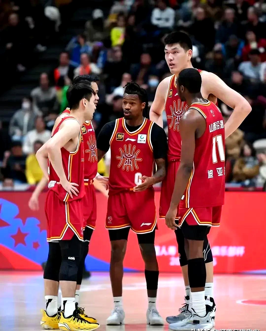 山西队险胜辽宁队,东契奇状态火热 山西队险胜辽宁队,东契奇状态火热