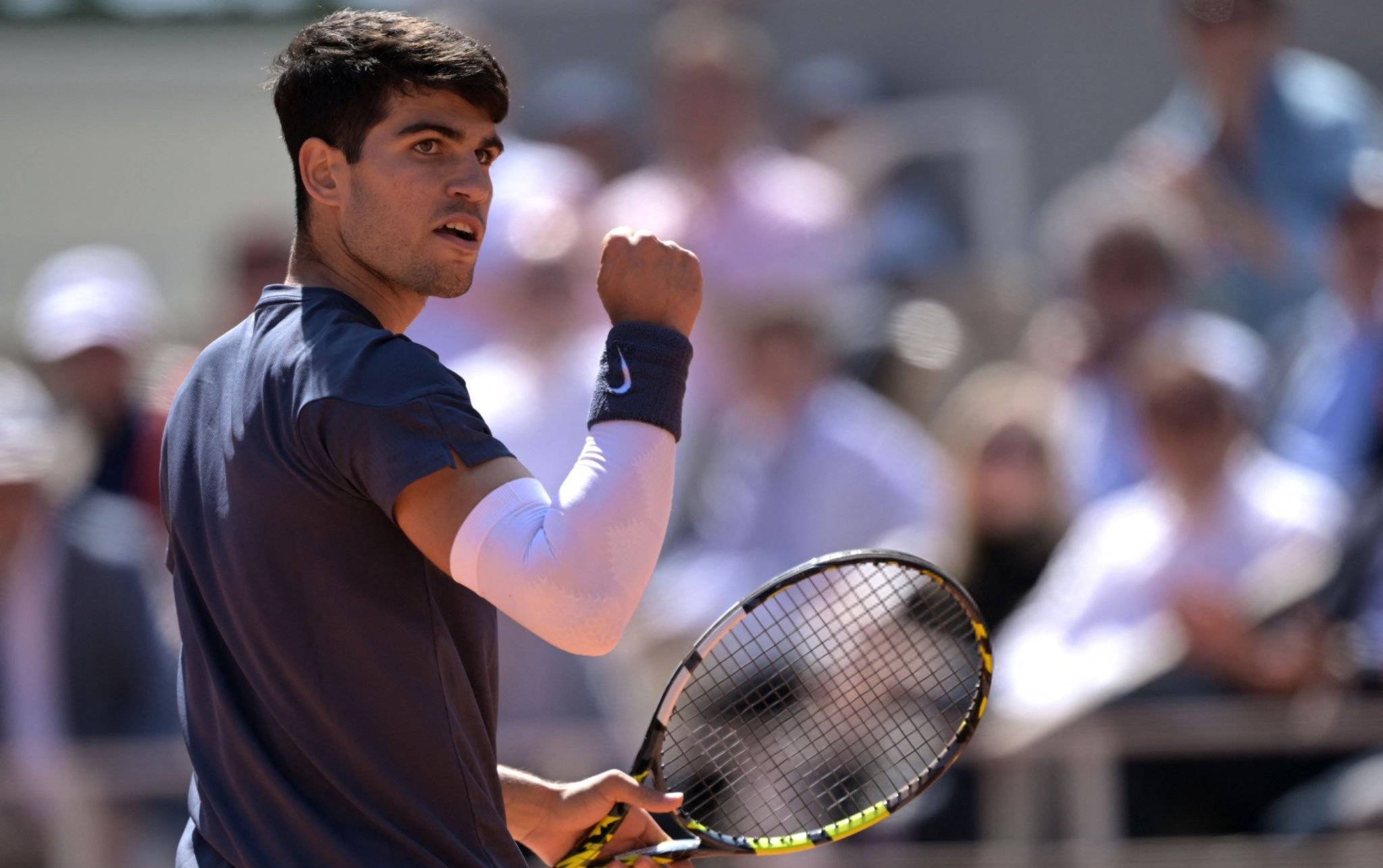 法网险胜蒙特卡洛大师赛,辛纳点燃赛场 法网险胜蒙特卡洛大师赛,辛纳点燃赛场