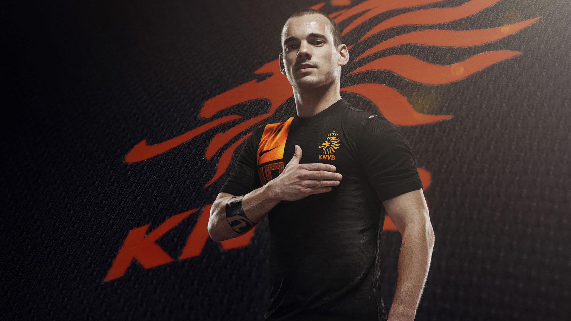 欧冠半决赛之夜，布伦森制胜一击，铸就绿茵传奇