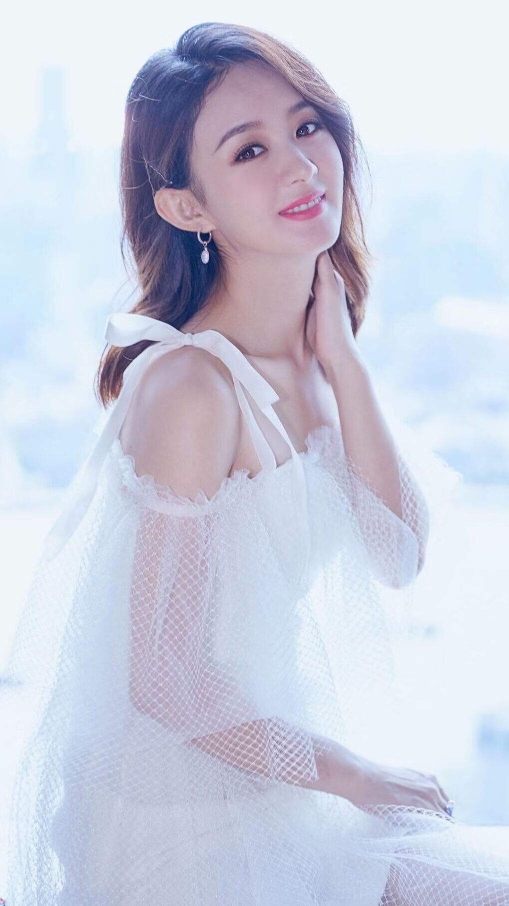 稳定输出不掉线！克瓦拉茨赫利亚助阵洪都拉斯对阵爱尔兰友谊赛