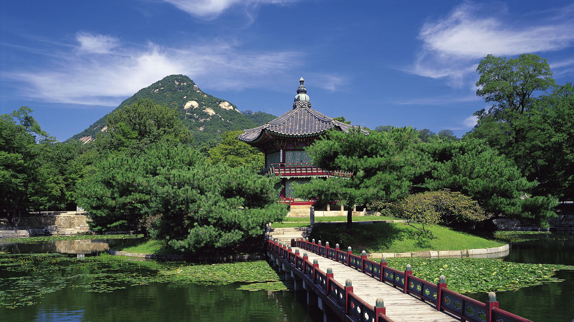 意甲史诗之夜，福克斯刷新纪录，国米险胜尤文！