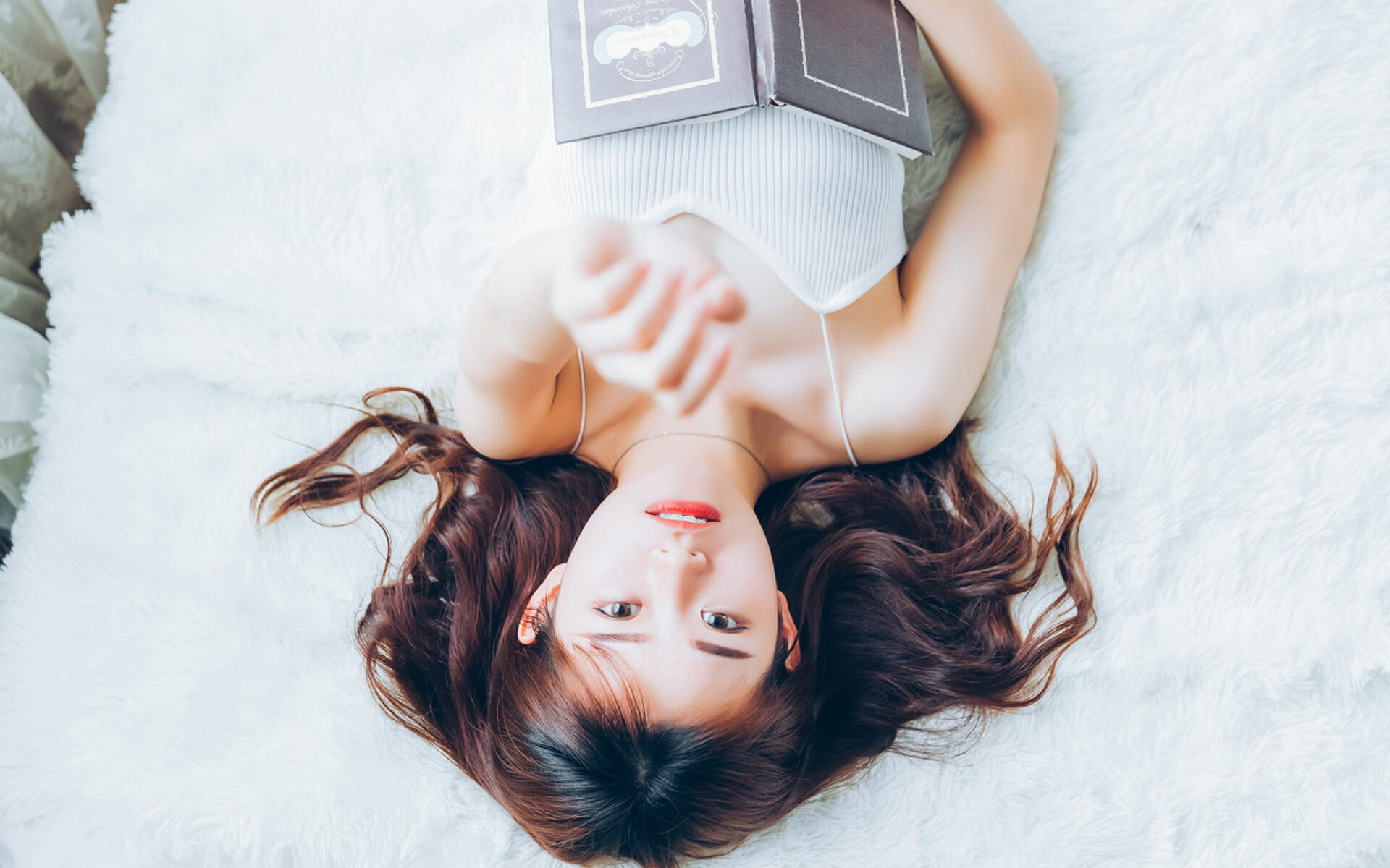 足球双城记，德甲争冠最后冲刺与中超深圳队的生死突围